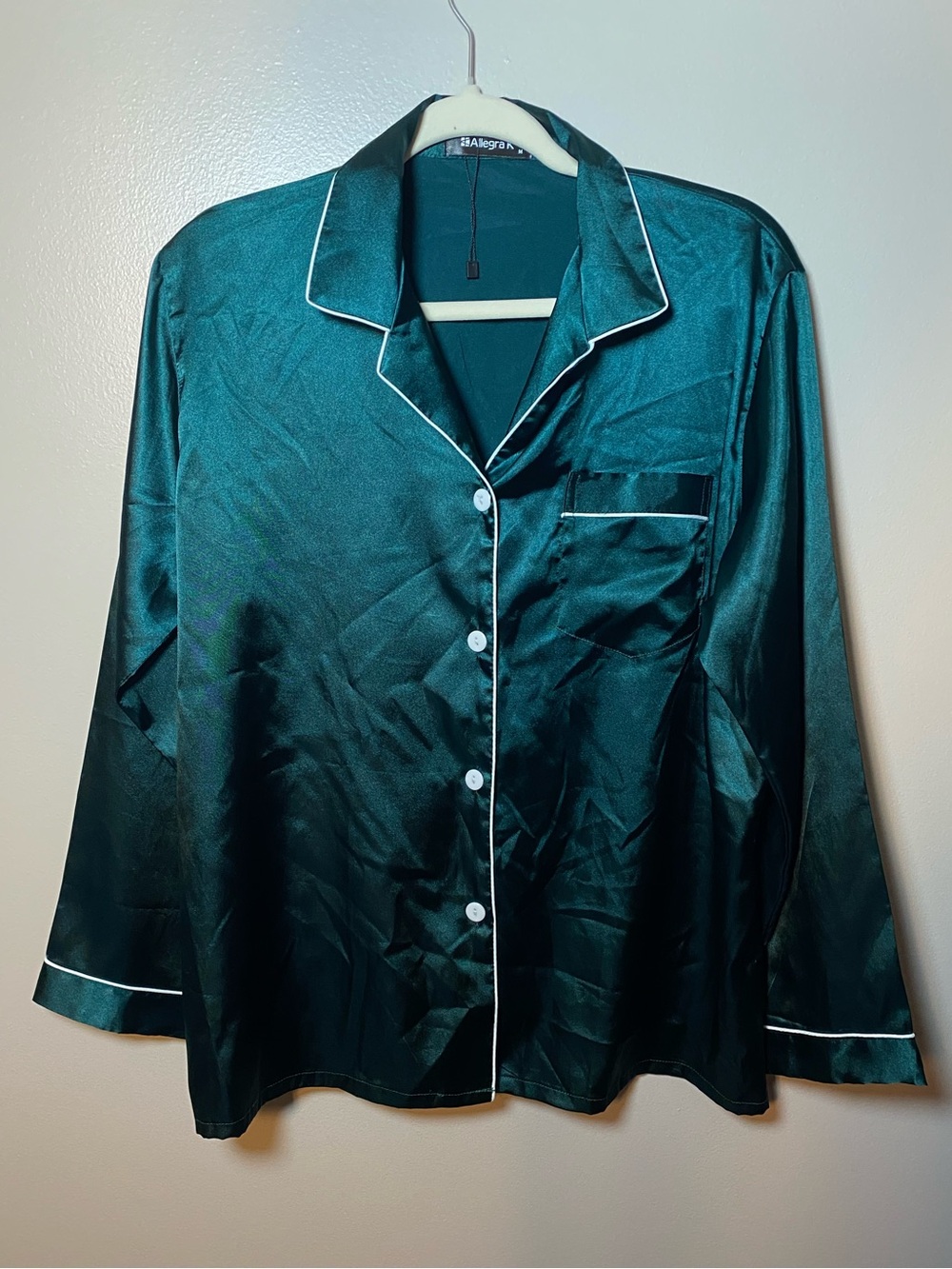 Allegra K Emerald Green Satin Pajama Top with White Piping NWOT